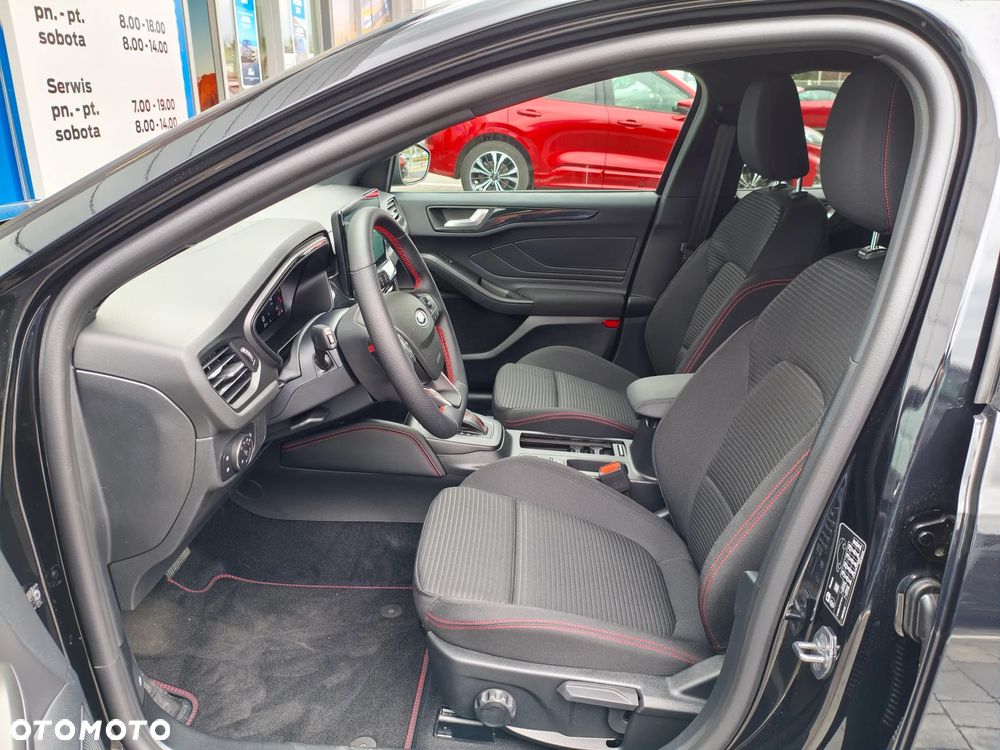 Ford Focus 1.0 EcoBoost mHEV ST-Line X - 16