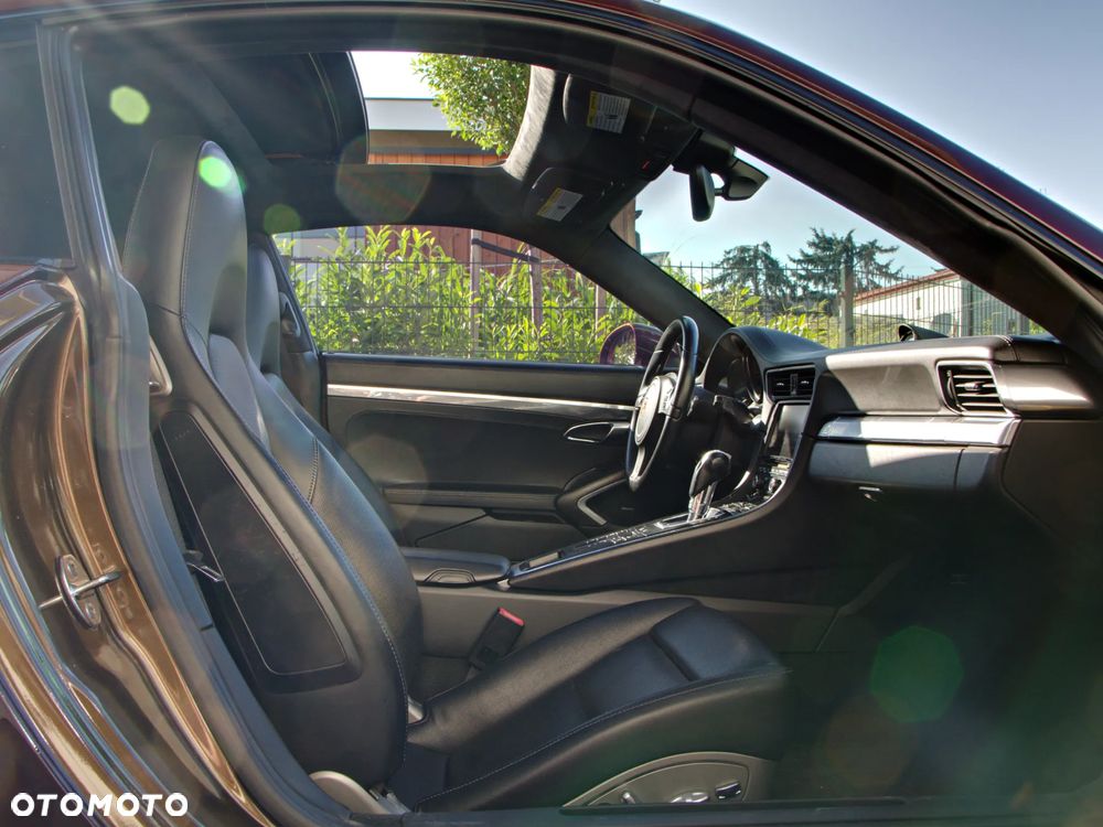 Porsche 911 Carrera S PDK - 7