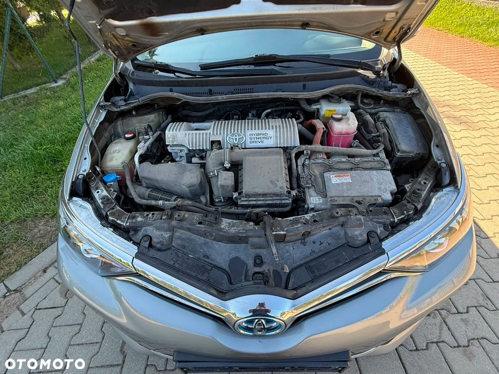 Toyota Auris 1.8 HSD Luna - 30