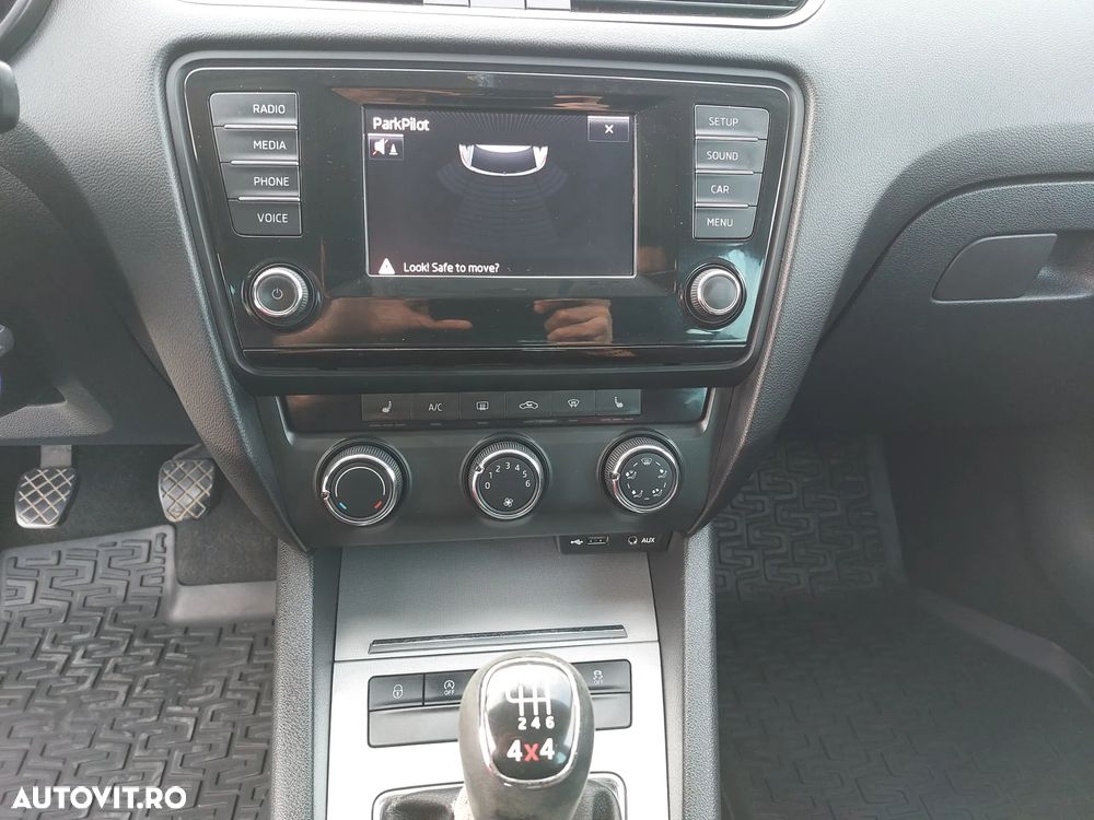 Skoda Octavia 2.0 TDI (Green tec) 4x4 Ambition - 7