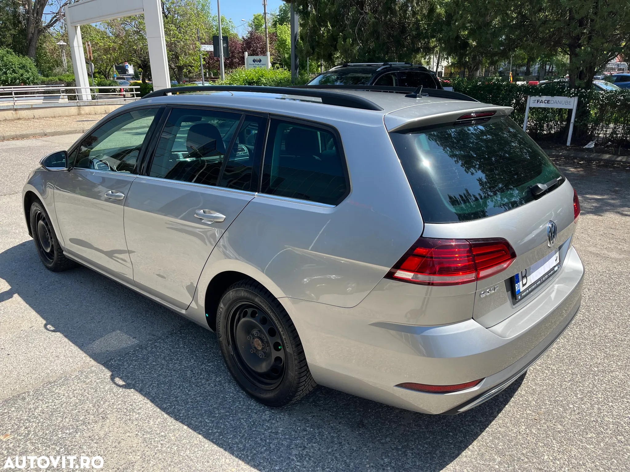 Volkswagen Golf 1.5 TSI DSG Highline - 5