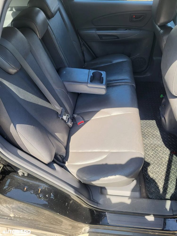 BARA FATA/CAPOTA/ARIPI/FARURI/TRAGER/RADIATOARE HYUNDAI TUCSON 2.0 CRDI 4X4 EURO 3 - 5