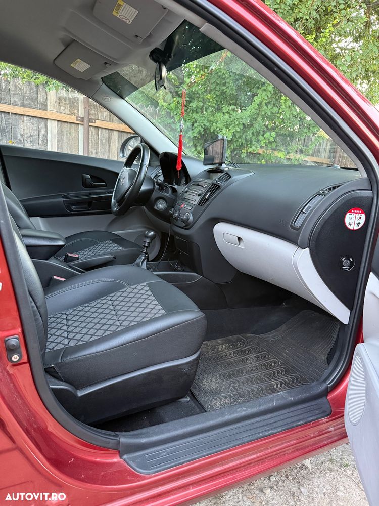Kia Ceed 1.4 GSL BEST - 3