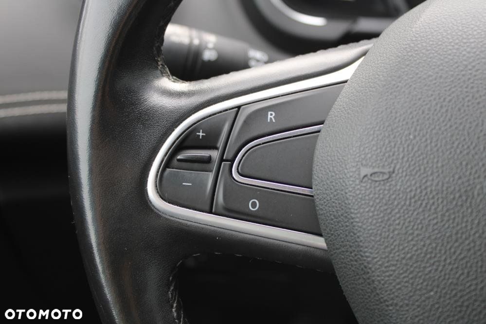 Renault Grand Scenic - 27