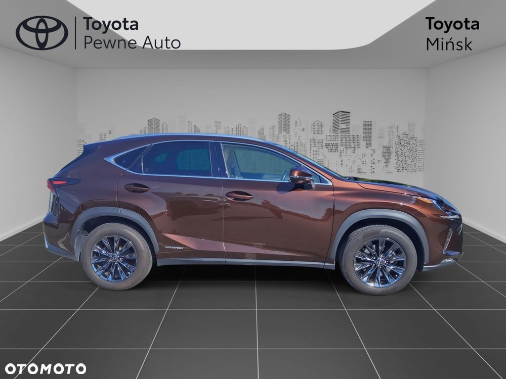 Lexus NX 300h Comfort AWD - 5
