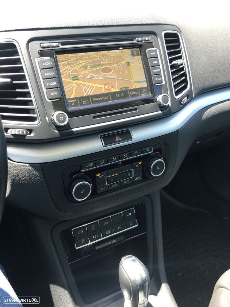 VW Sharan 2.0 TDI Highline DSG - 10