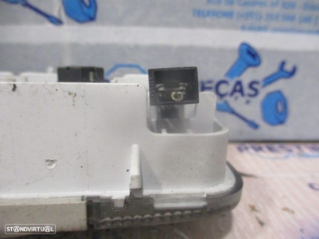 Luz De Teto Plafonier Pla867 FORD FOCUS 2 SW FASE 2 2010 1.6TDCI 90CV 5P PRETO - 3