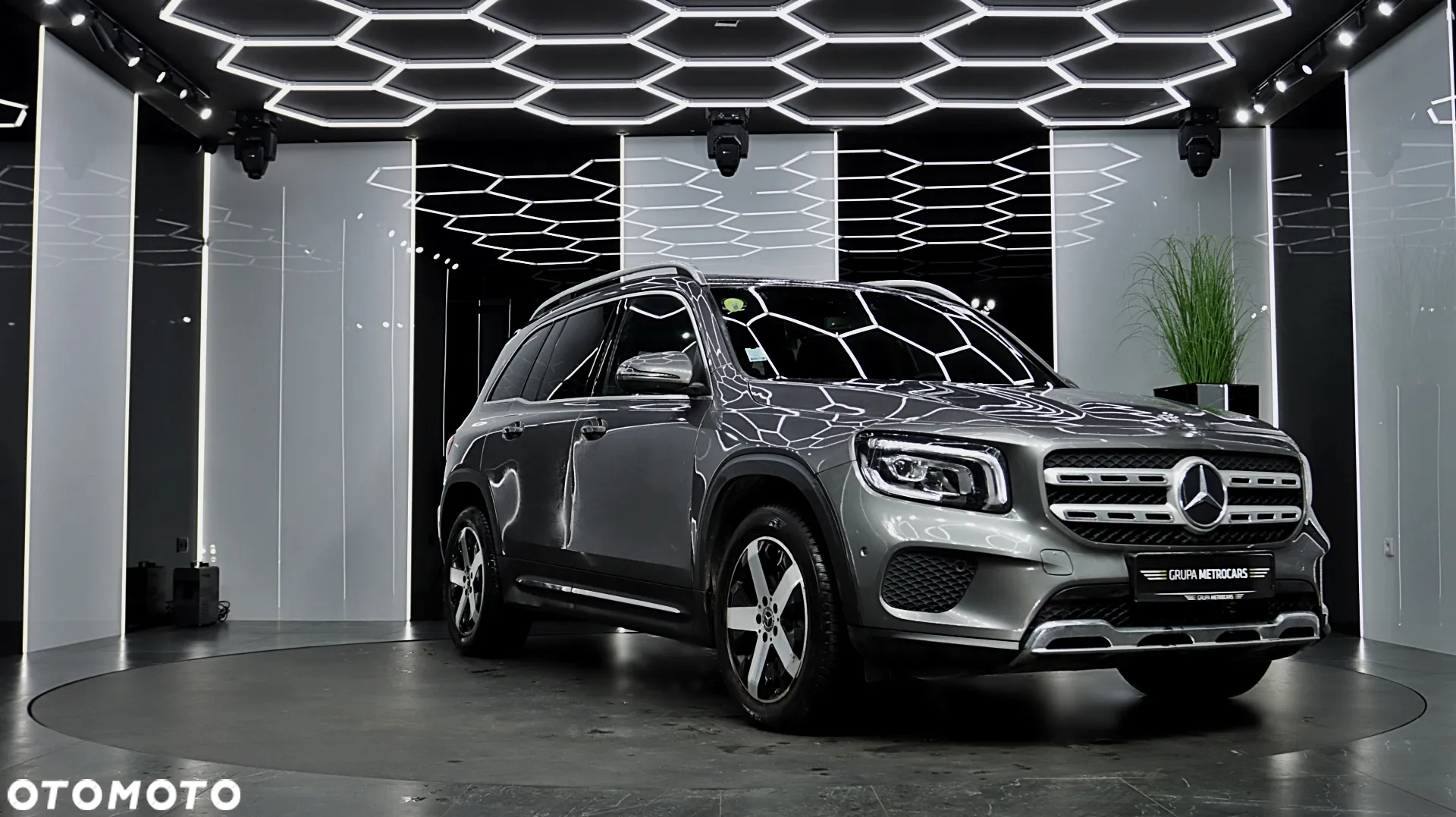 Mercedes-Benz GLB 200 d 8G-DCT - 14