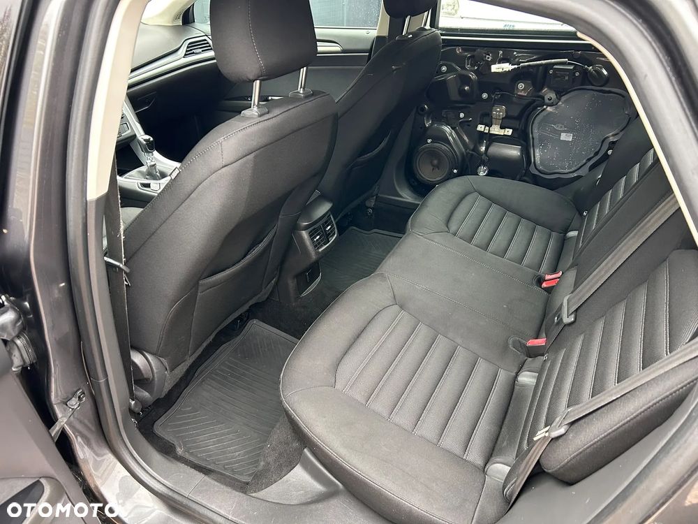 Ford Mondeo - 18