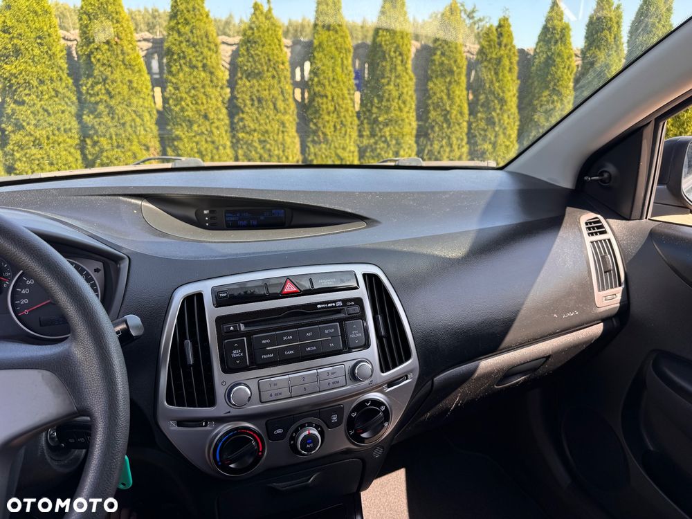 Hyundai i20 1.2 Trend - 19