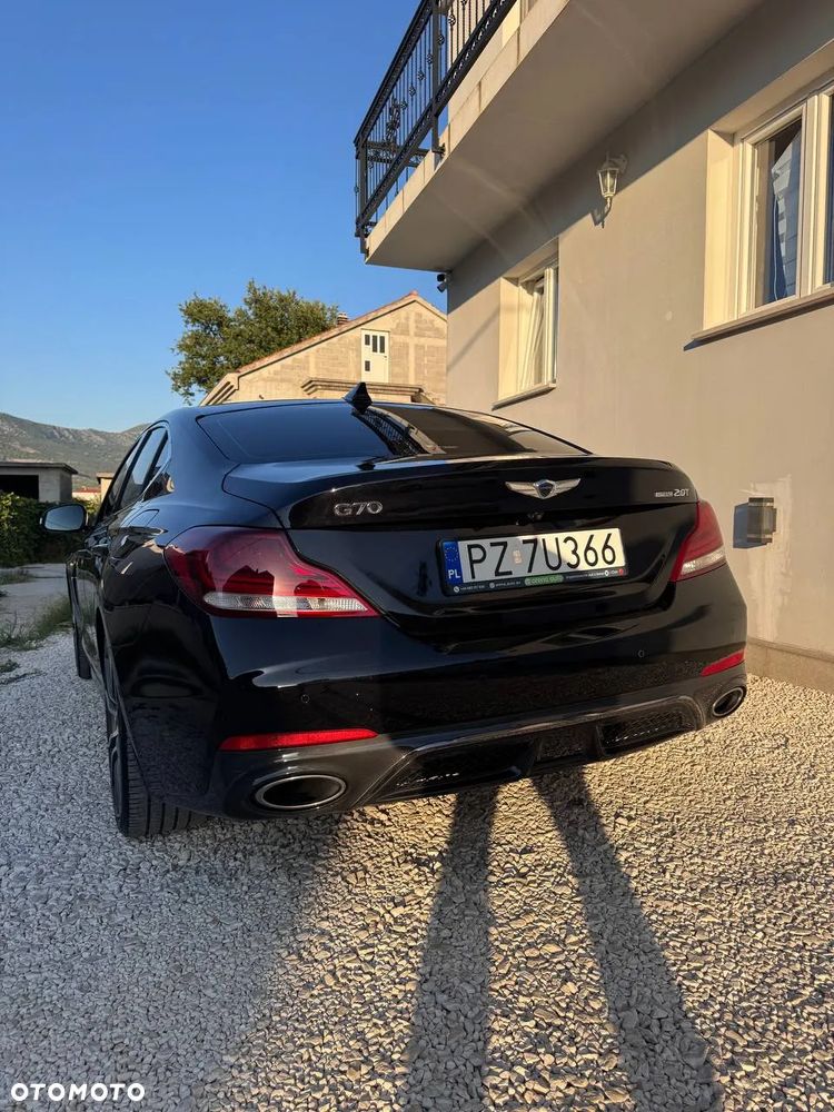 Genesis G70 ver-2-0t-plus-awd-8at-sport - 5