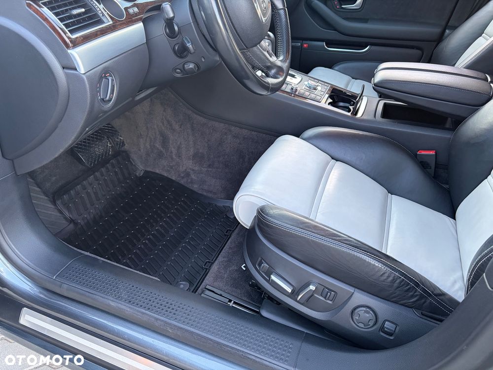Audi A8 - 21
