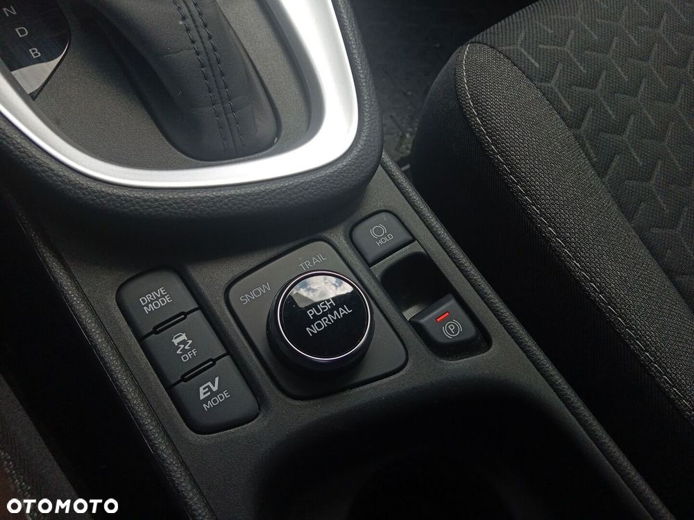 Toyota Yaris Cross - 19