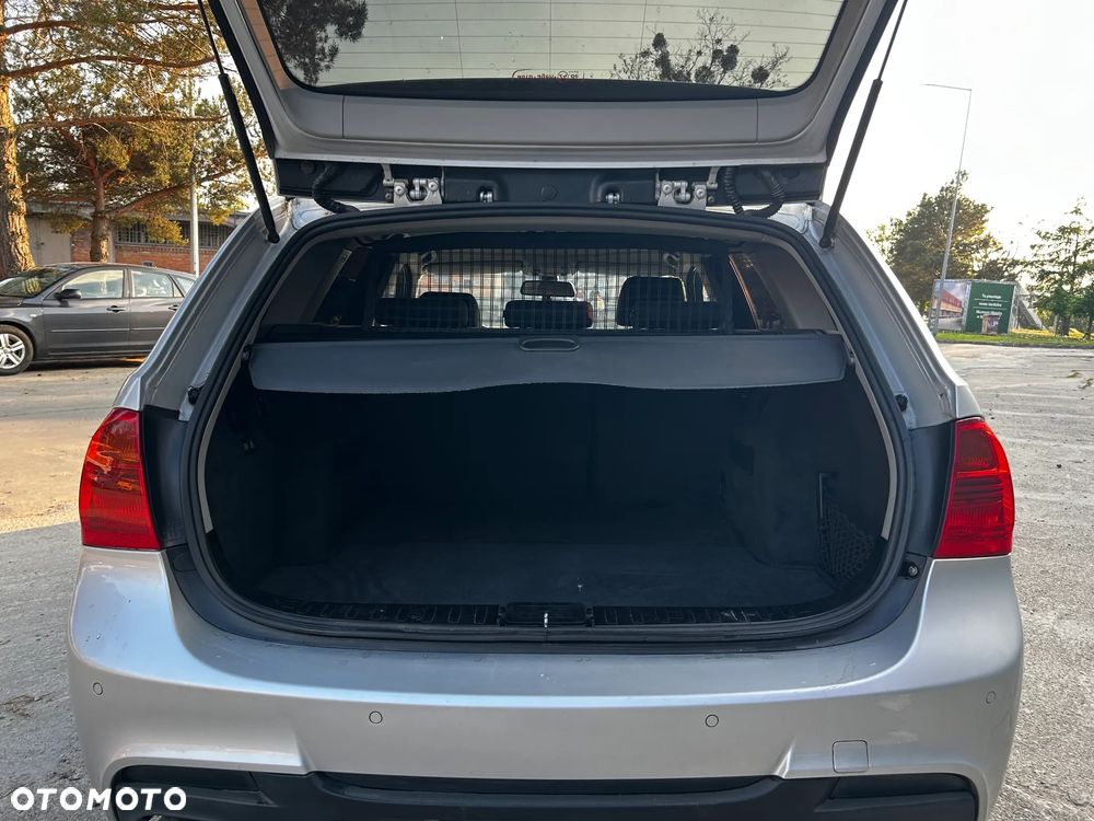 BMW Seria 3 - 16