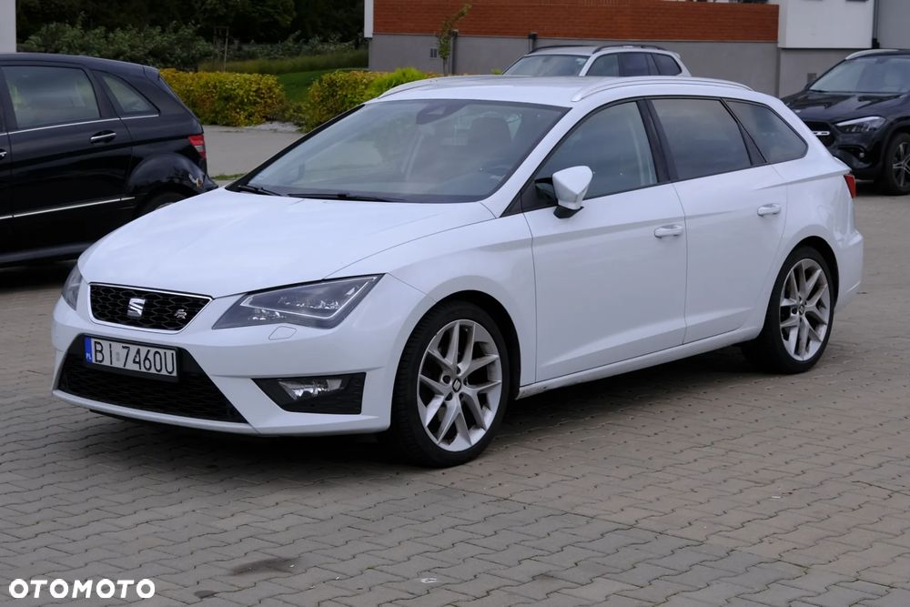 Seat Leon 2015 photo 5