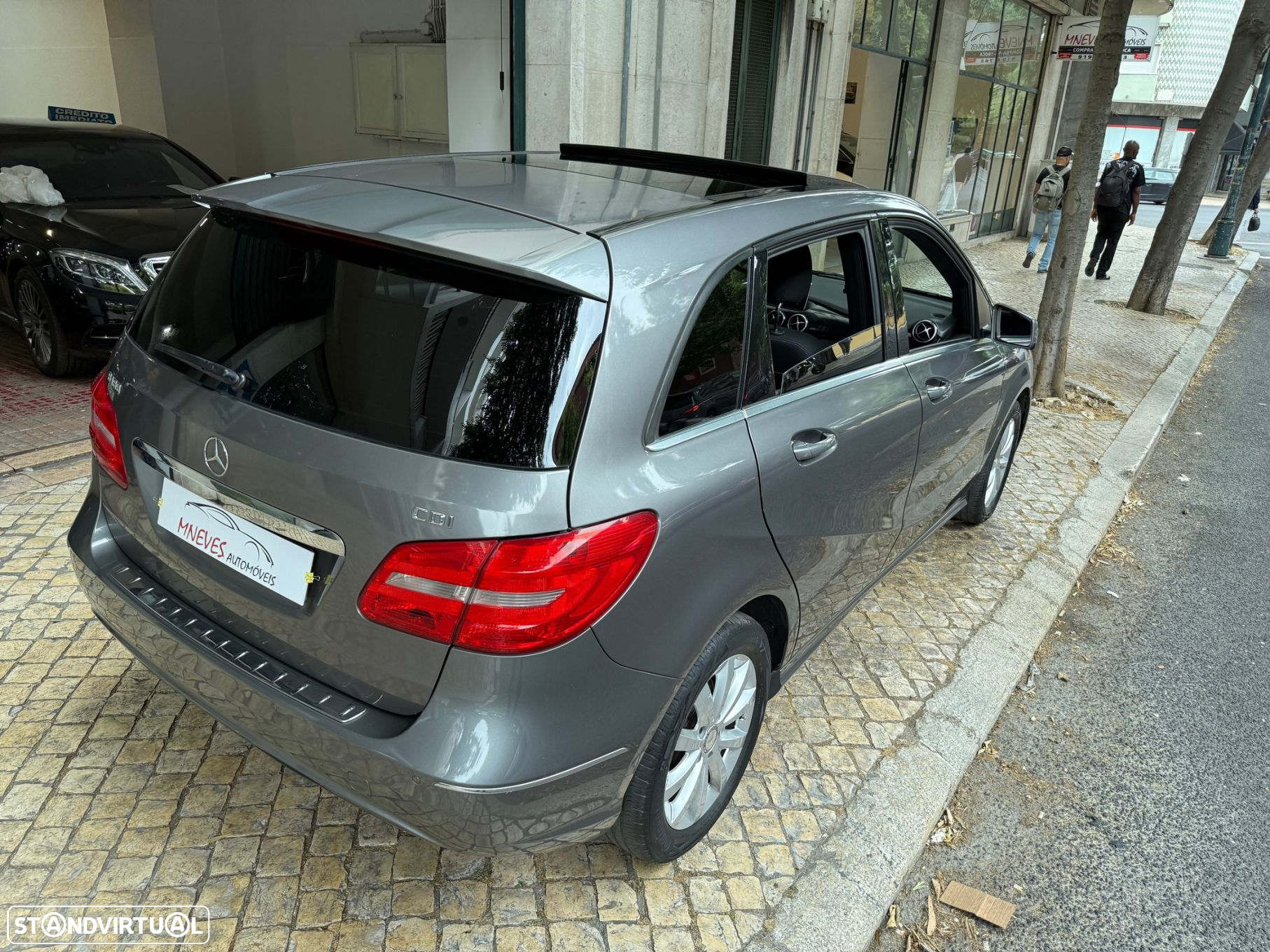 Mercedes-Benz B 180 CDi BlueEfficiency - 9