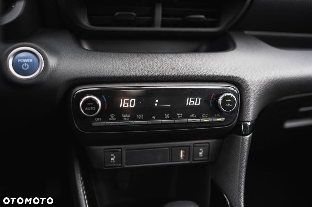 Toyota Yaris - 20