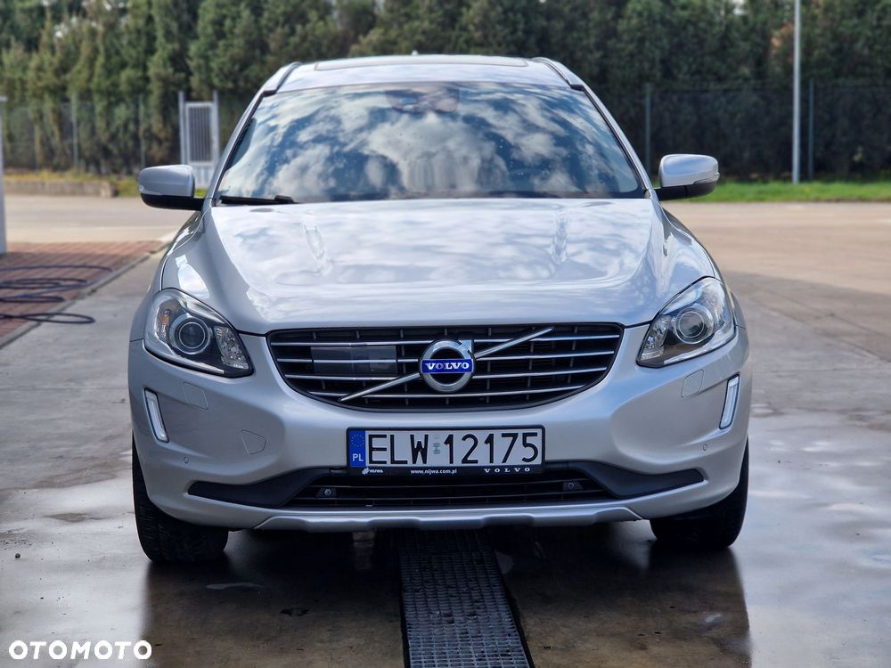 Volvo XC 60 T6 AWD Summum - 2