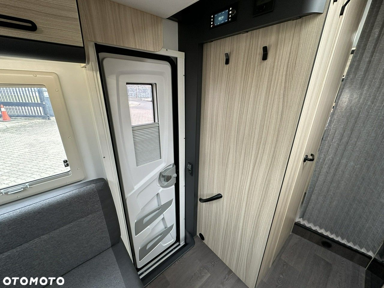 Adria Sun living S 72DC NOWY 4OS 165KM AUTOMAT FV23% WCC - 23