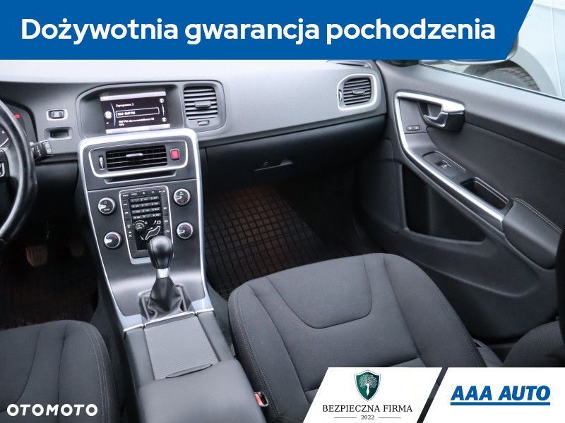 Volvo V60 - 10