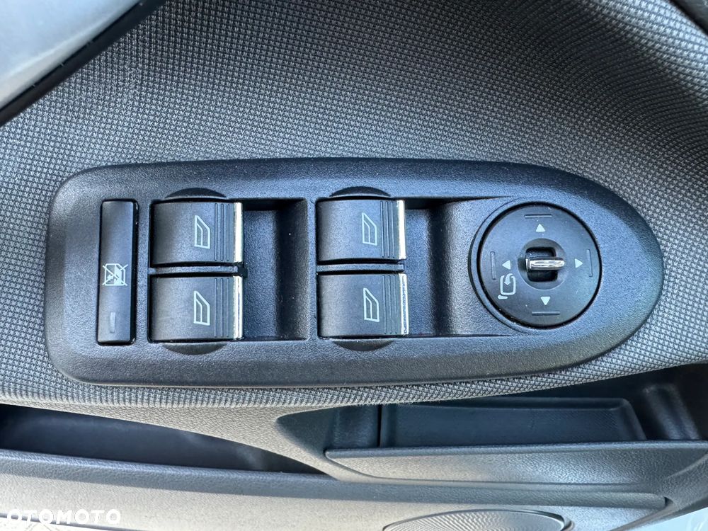 Ford Kuga 2.0 TDCi 4x4 Titanium - 15