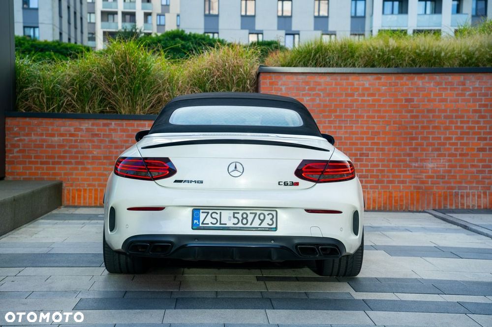 Mercedes-Benz Klasa C AMG 63 S AMG Speedshift 7G-MCT - 36