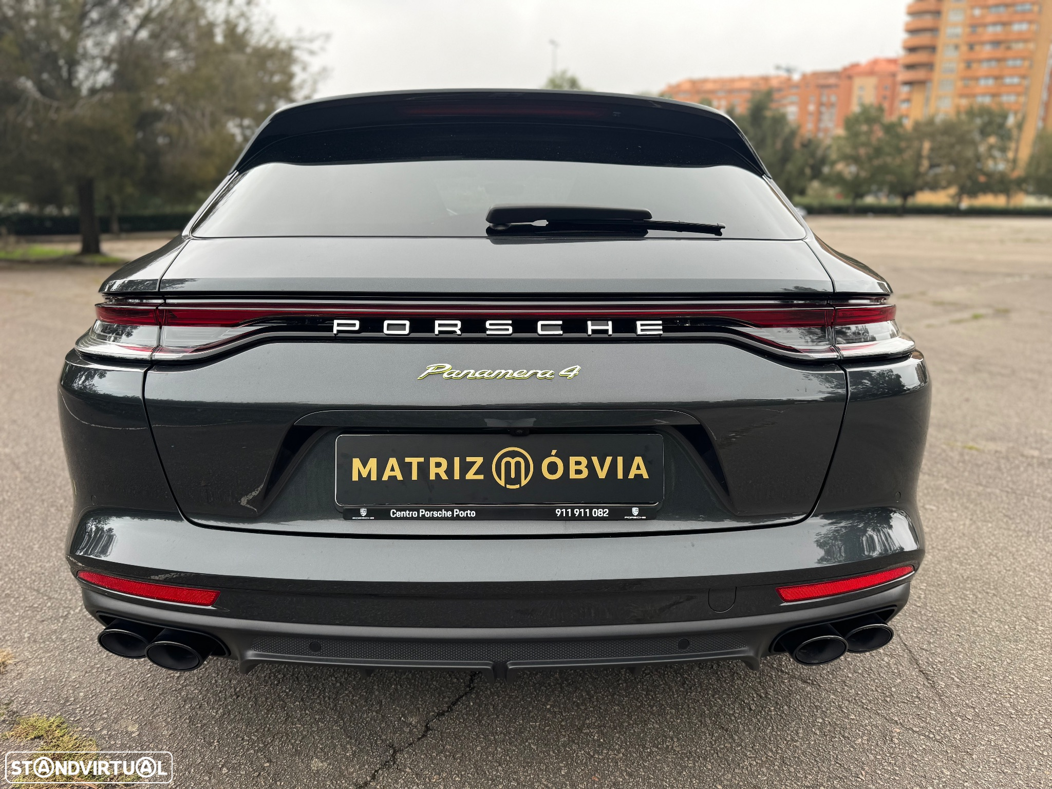 Porsche Panamera 4 E-Hybrid Executive - 2
