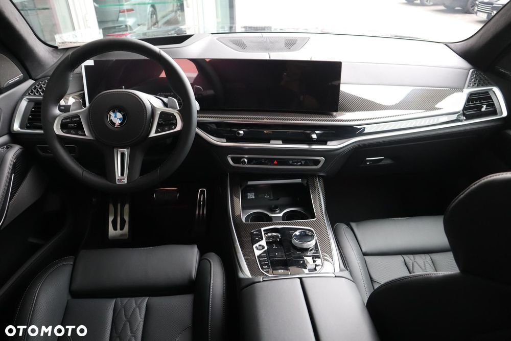 BMW X7 - 18