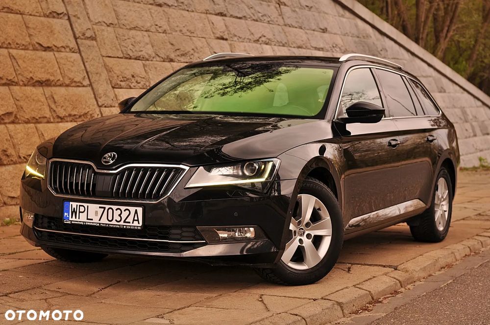 Skoda Superb 1.6 TDI DSG Style - 2