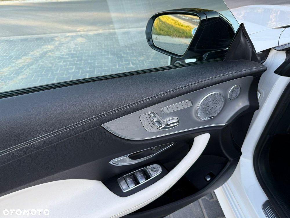 Mercedes-Benz Klasa E - 15