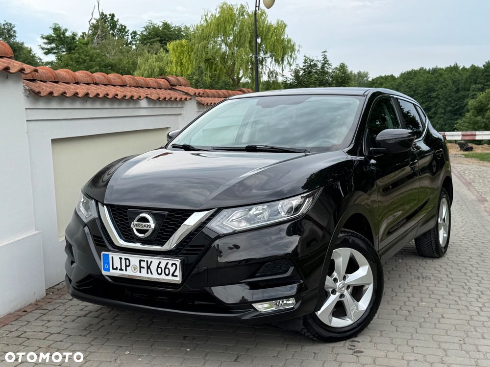 Nissan Qashqai - 1
