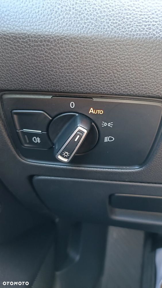Volkswagen Passat 1.4 TSI BMT Trendline - 10