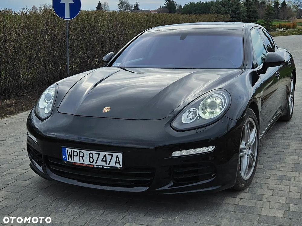 Porsche Panamera 4 - 1