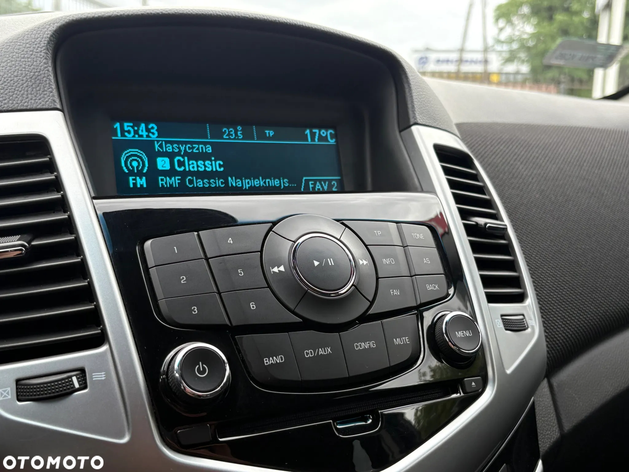 Chevrolet Cruze 2.0 D LT - 17