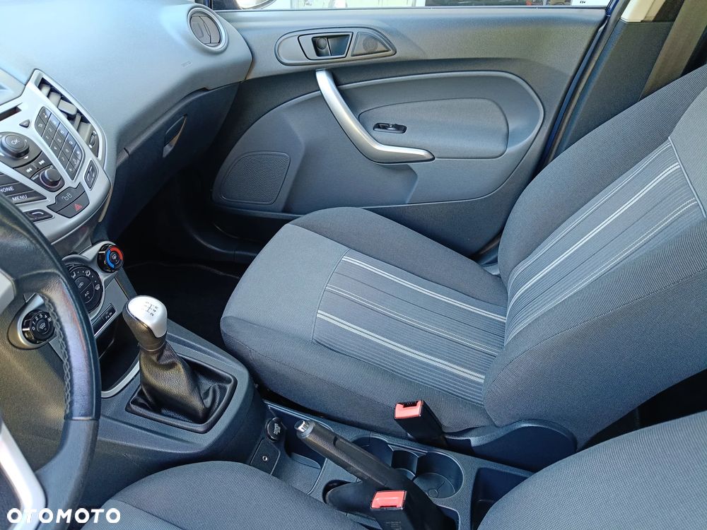 Ford Fiesta - 18