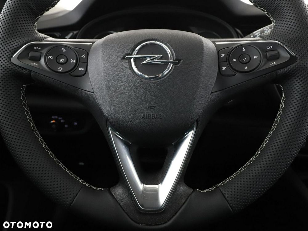 Opel Insignia 1.5 T Innovation S&S - 22