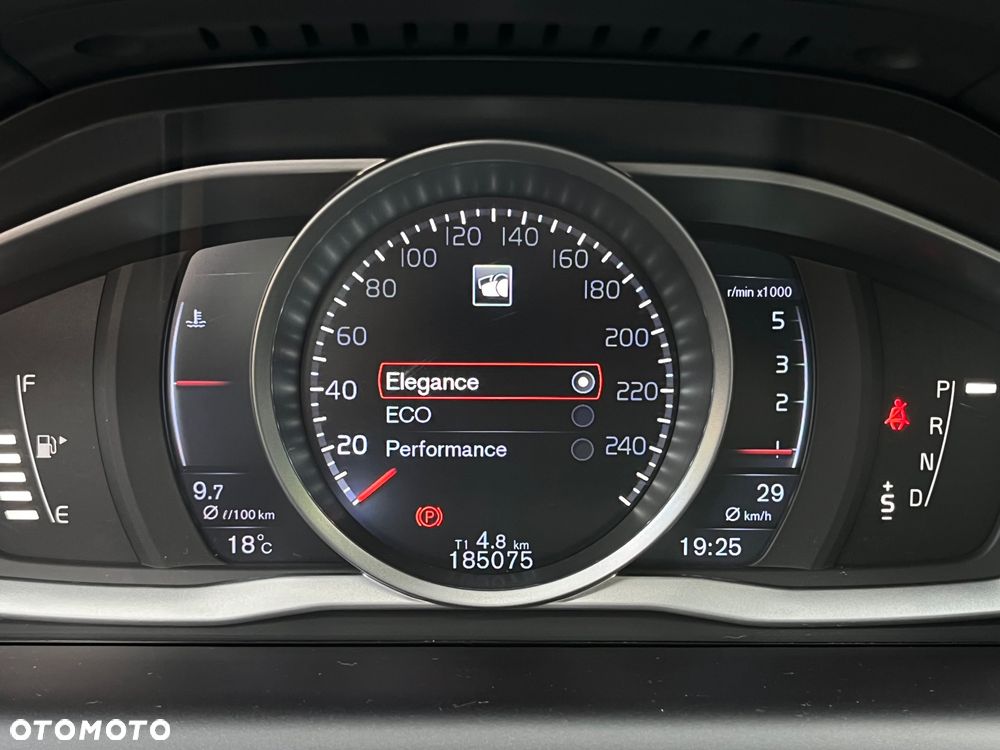 Volvo XC 60 D4 Drive-E Ocean Race - 15