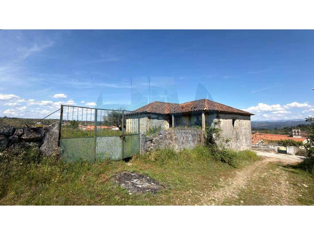 Quinta para restauro em Fradizela, Mirandela - Grande imagem: 5/18