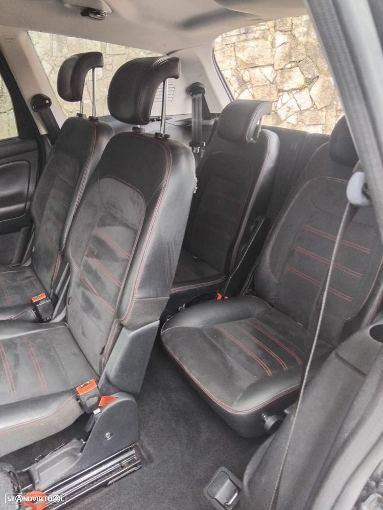 Ford S-Max 2.0 TDCi Titanium 7L - 11