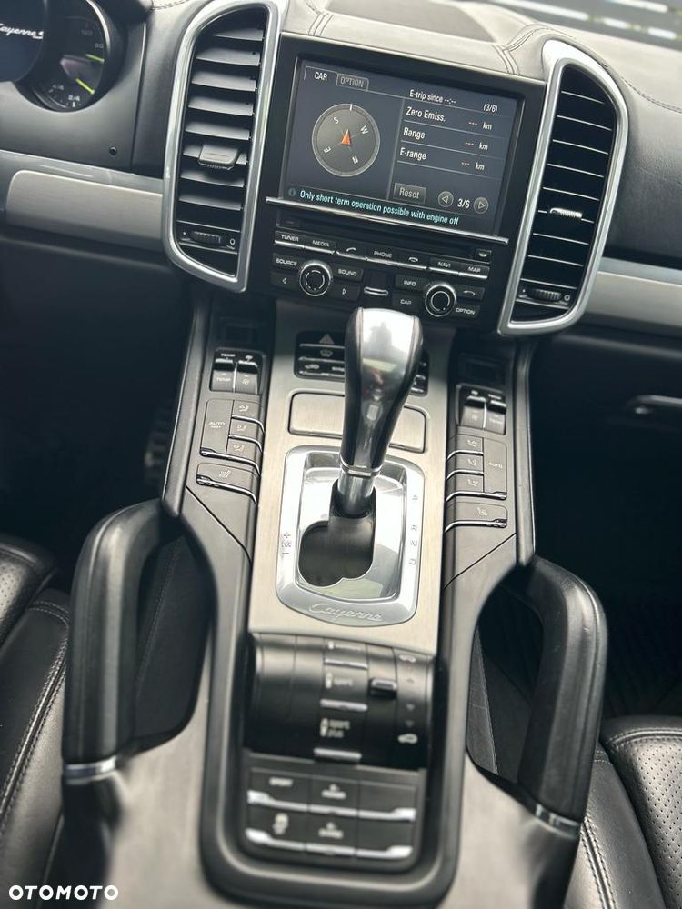 Porsche Cayenne S E-Hybrid - 19