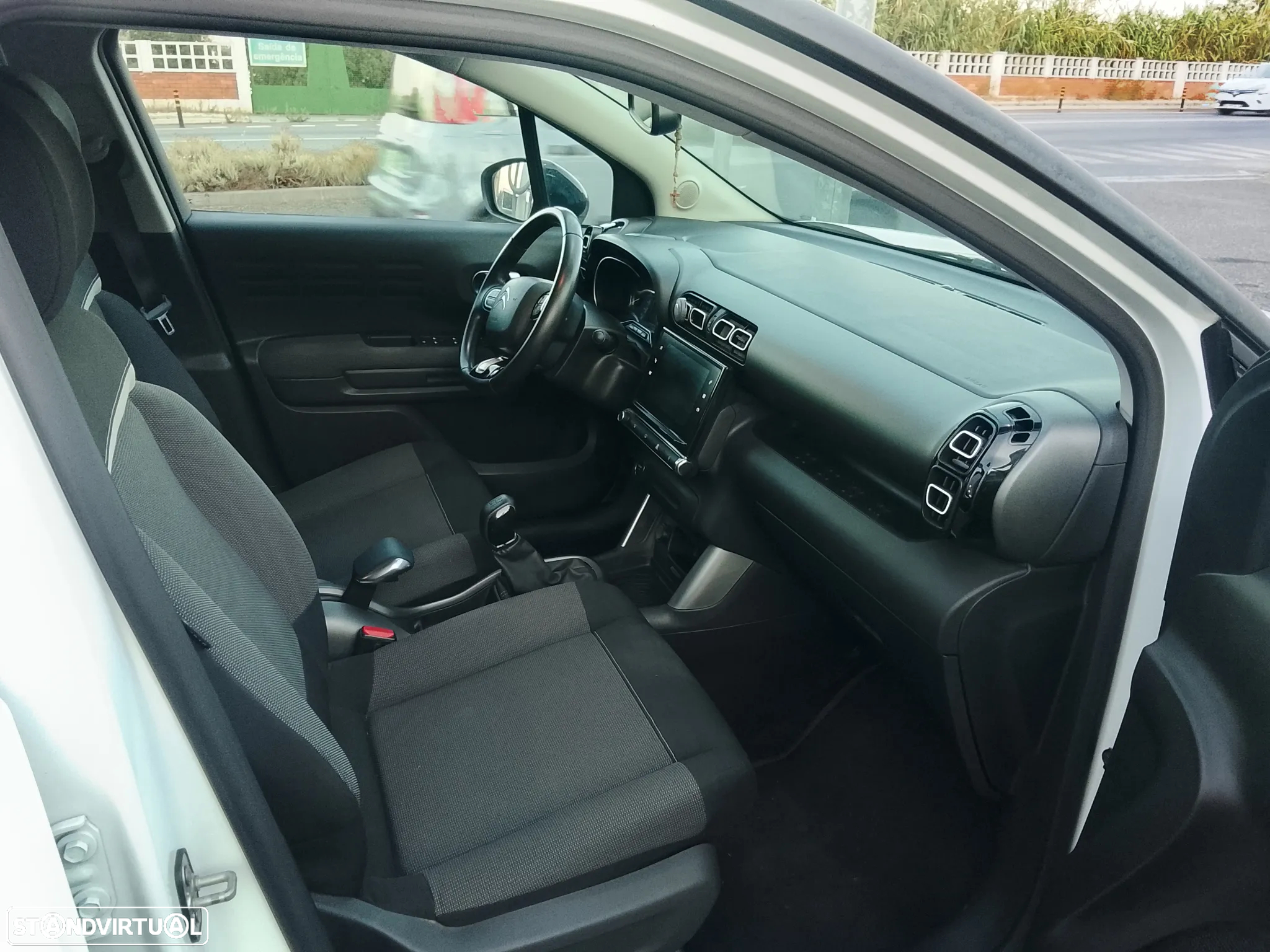 Citroën C3 Aircross 1.2 PureTech Shine - 8