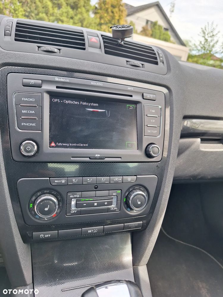 Skoda Octavia 2.0 TDI RS DSG - 25