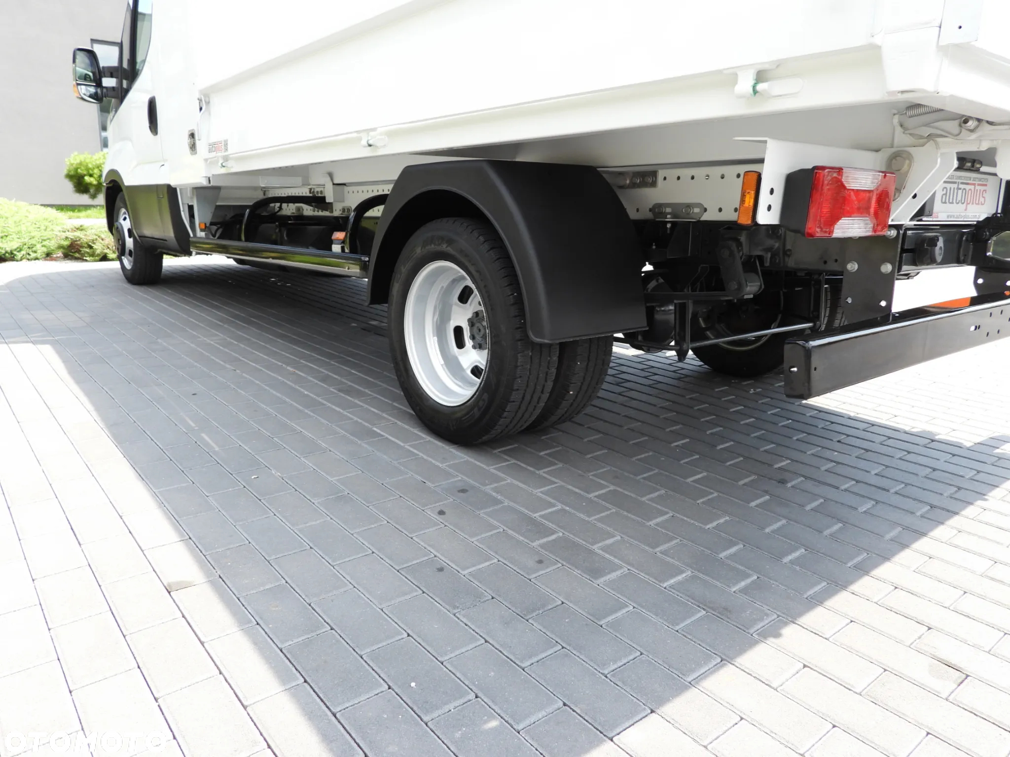 Iveco DAILY 35C15 WYWROTKA TEMPOMAT BLIŹNIACZE KOŁA KLIMATYZACJA 150KM [ 573517 ] - 16
