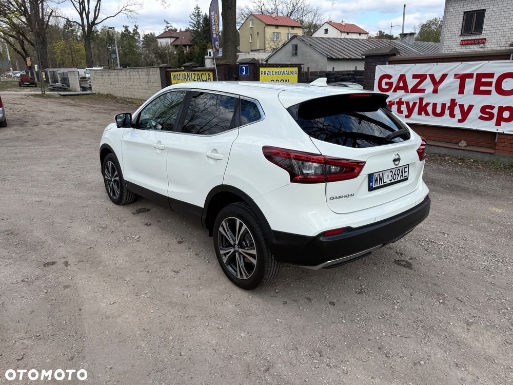 Nissan Qashqai 1.2 DIG-T N-Connecta EU6 - 3