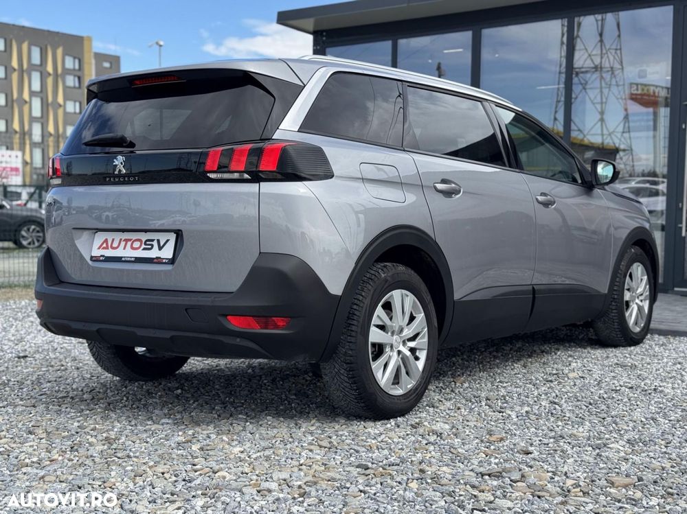 Peugeot 5008 - 5