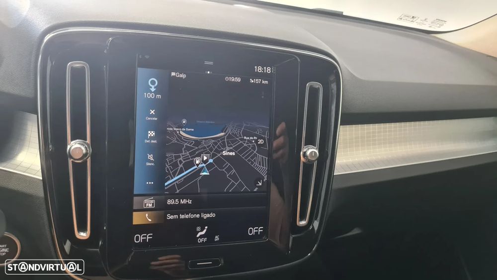 Volvo XC 40 1.5 T3 Momentum Geartronic - 34