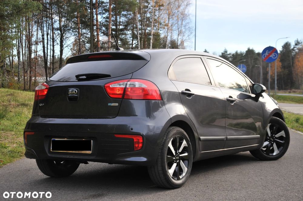 Kia Rio - 17