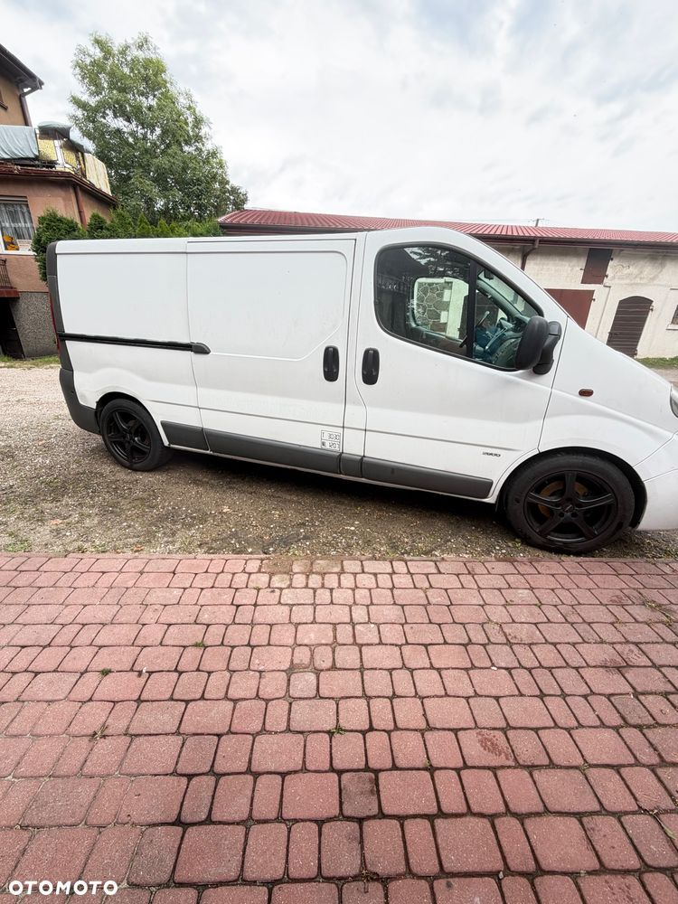 Opel Vivaro - 2
