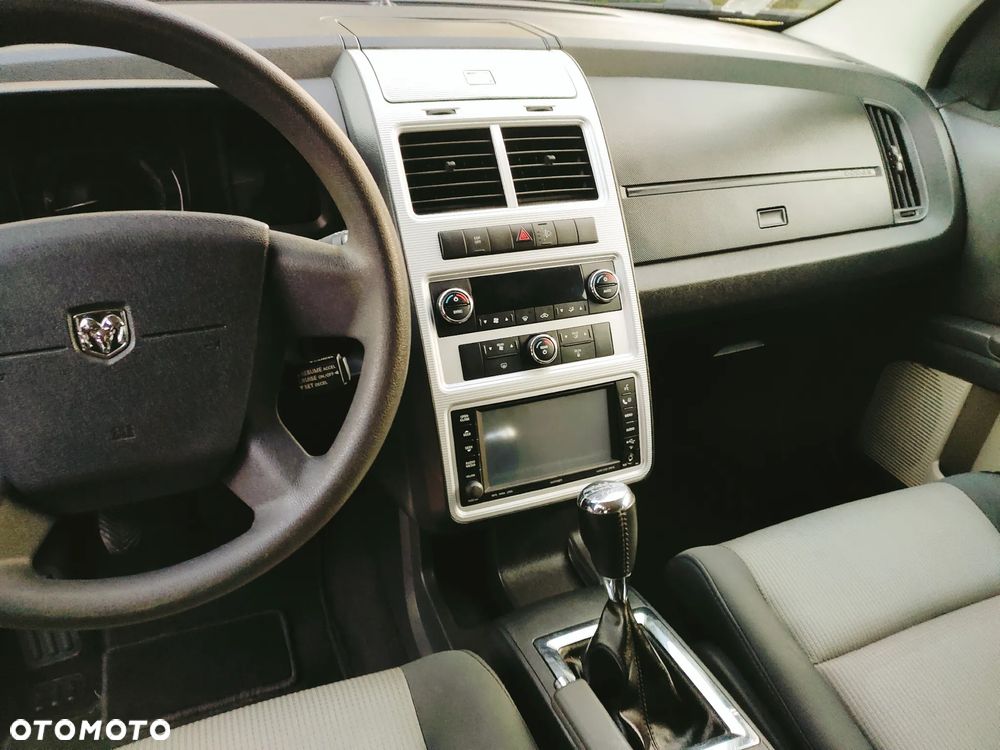 Dodge Journey 2.4 SXT - 13