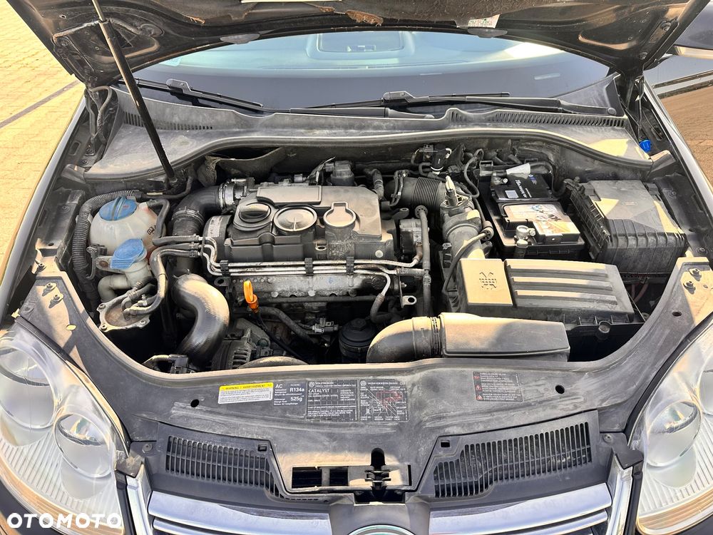 Volkswagen Jetta 1.9 TDI DPF Comfortline DSG - 3